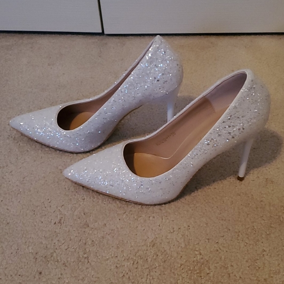 Sparkle Heels - Picture 2 of 2